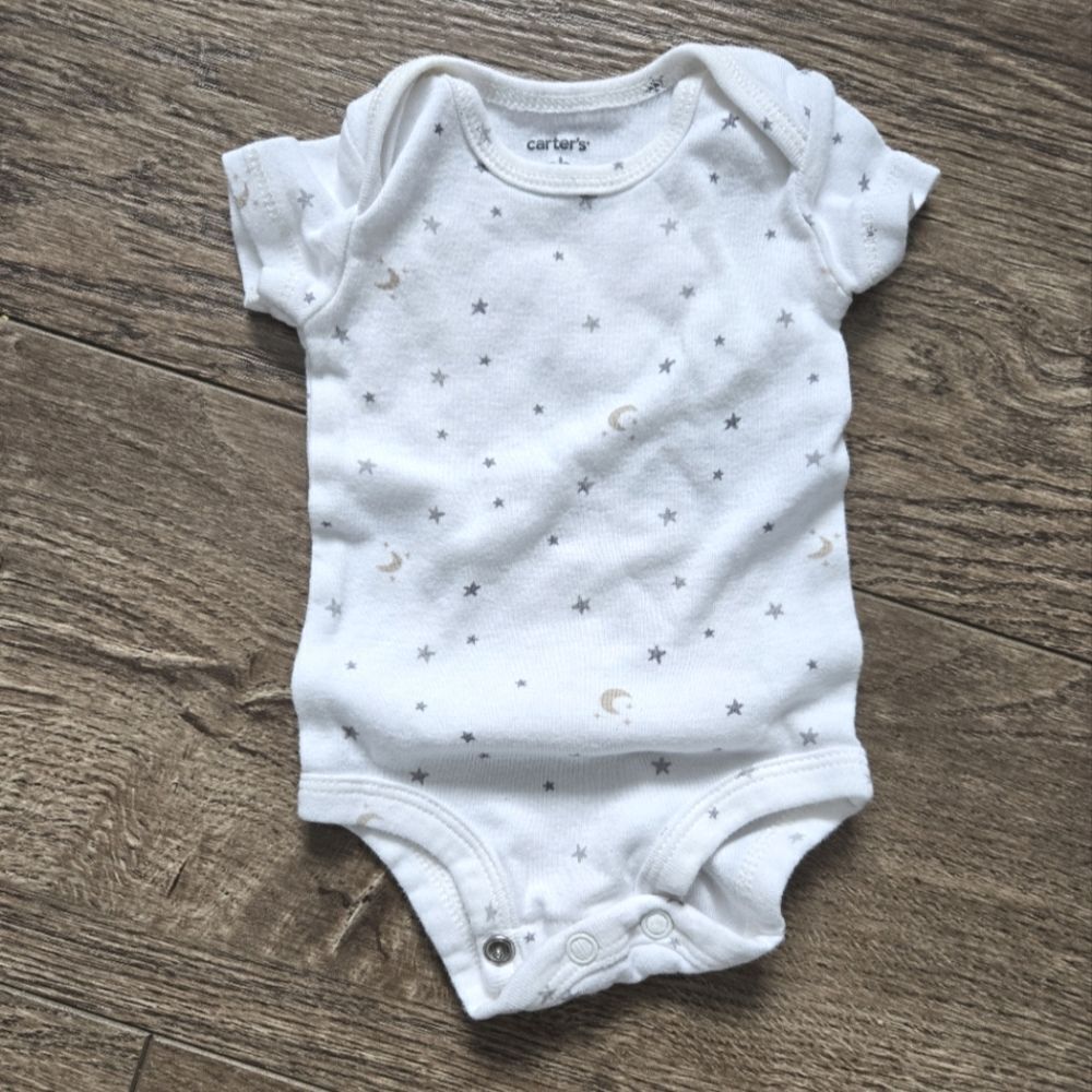 5/$10 Carters NB onesie